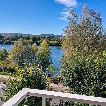 Awesome Apartment In Triel-Sur-Seine With Kitchen Exteriör bild